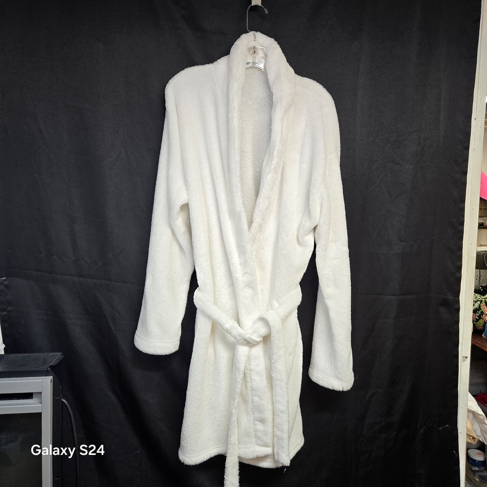 Cozy White Bathrobe